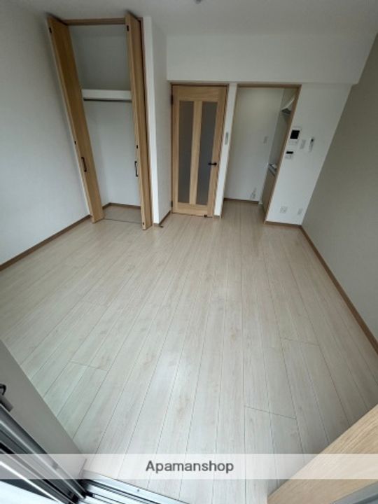 宮崎県宮崎市下北方町常盤元の賃貸マンションの居間