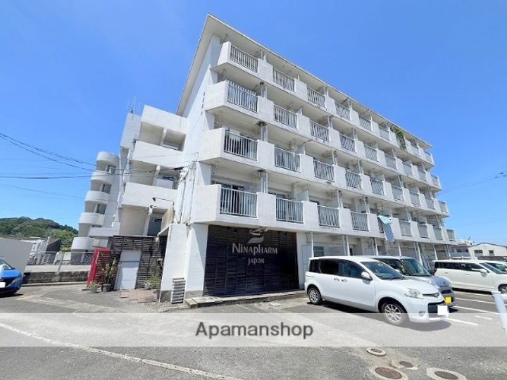 栄信ビル406の外観