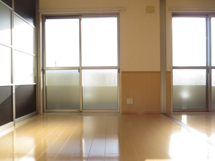 エランビタールSHIOMIの内装