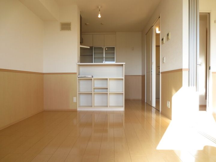 エランビタールSHIOMIの居間