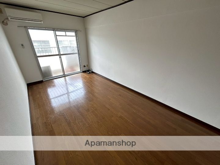 ANOVA(アノヴァ)307の居間