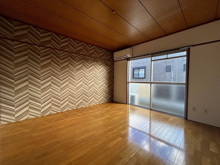 ジェネシスⅢ208の居間