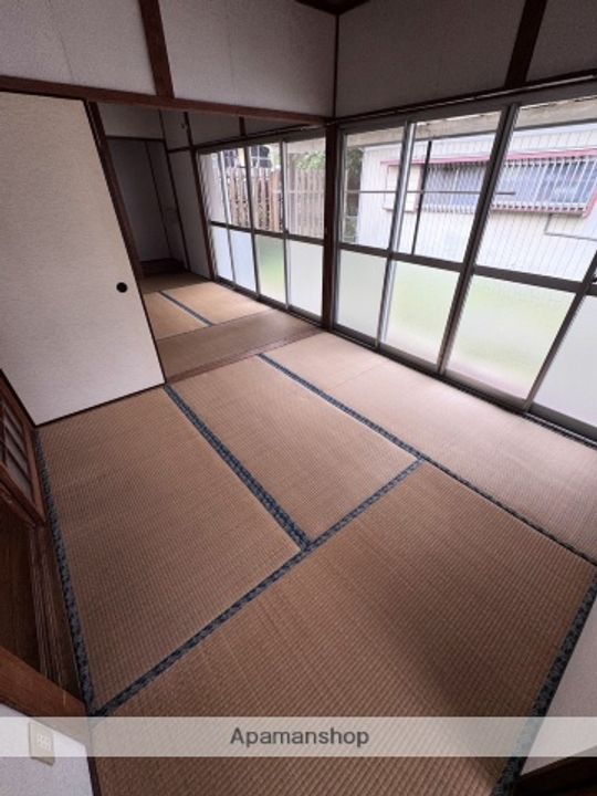 宮崎県都城市南鷹尾町(一戸建)の賃貸物件戸建ての居間