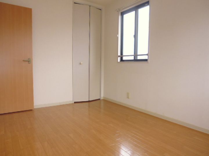 サンパテック2-101の居間