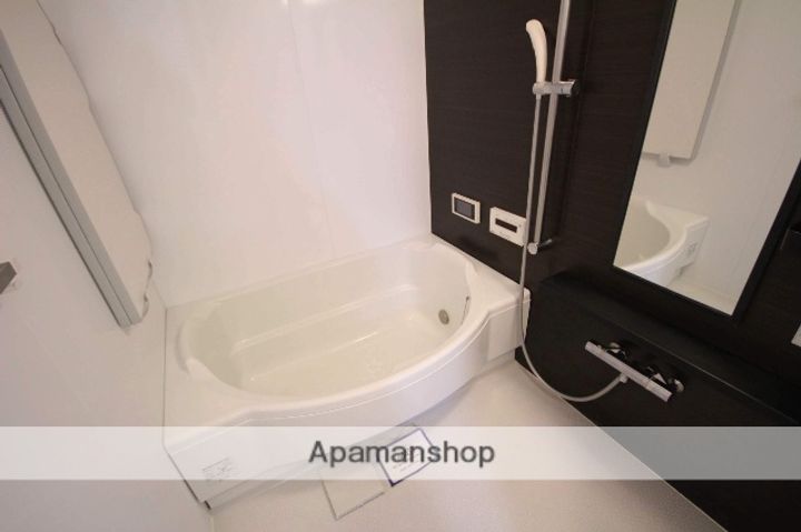 アルシェ A棟102の風呂
