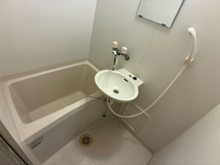 レオパレスMOONⅡ101の風呂