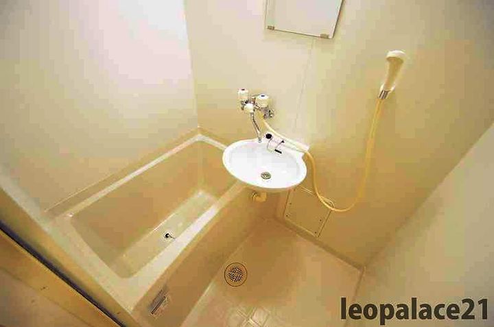 レオパレスノア都城109の風呂