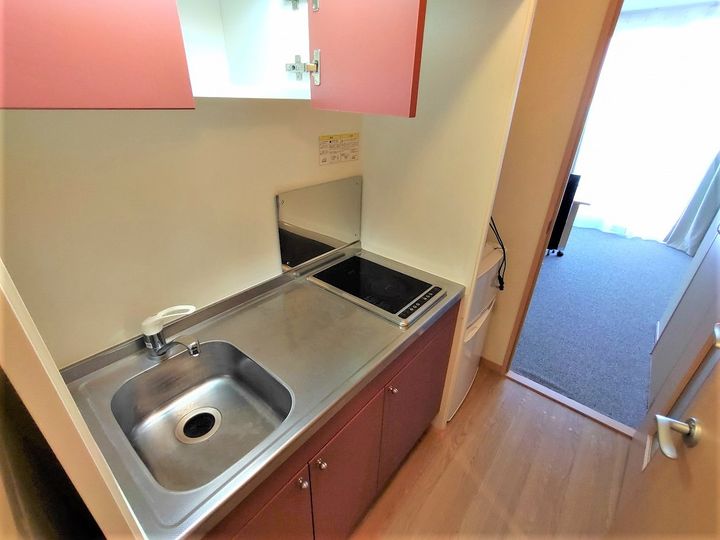 レオパレスヒルズハイネ201のキッチン