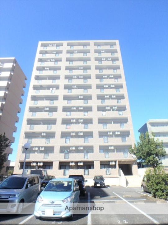 センチュリーフラッツの外観