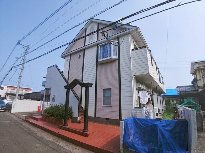 和知川原レジデンス201の外観