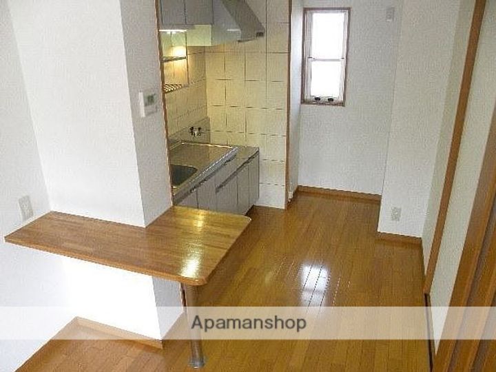 アンソレイエA306のキッチン