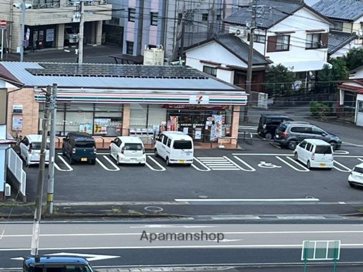 アンソレイエA306の周辺