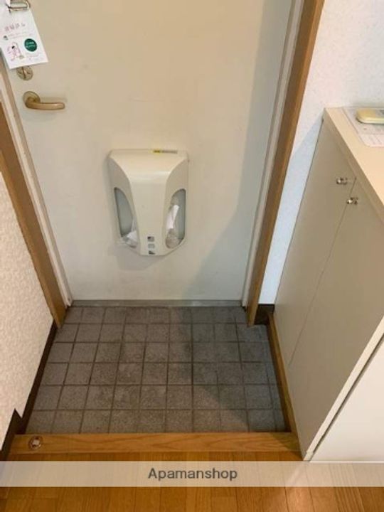 ISM304の玄関