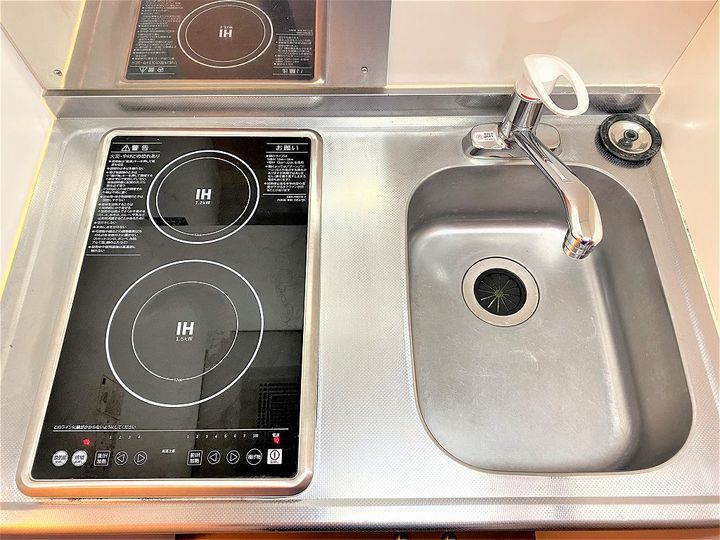 レオパレスフェニックスIN波島105のキッチン