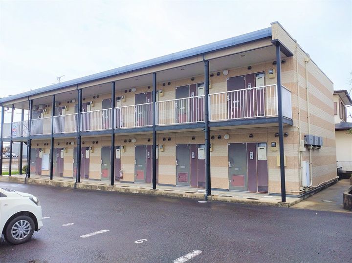 レオパレス清和203の外観