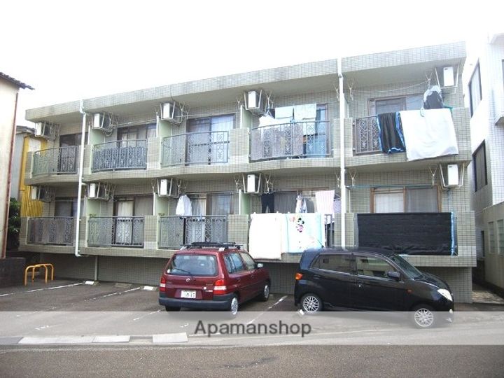 グリーンハウス一番館103の外観