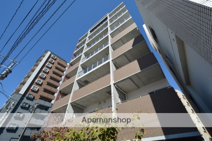 AINA(アイナ)403の外観