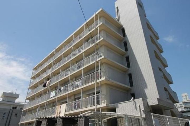 ベルトピア宮崎7206の外観