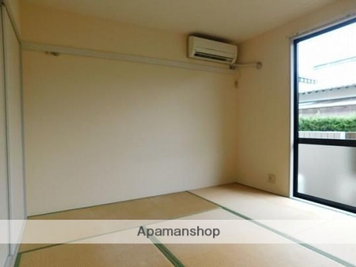 シャトル木花台H101の内装