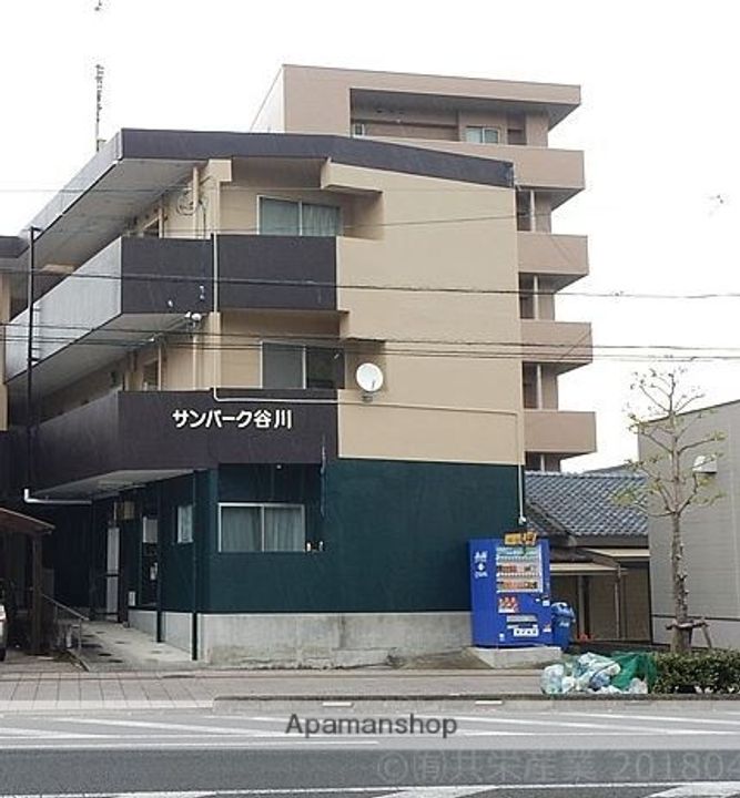 サンパーク谷川301の外観