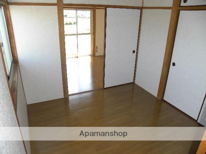 高洲コーポ(大字恒久)201の内装