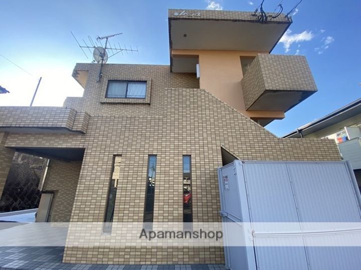 エスポアールエデンの外観