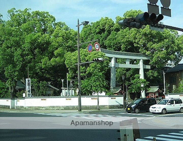 アルシオネ荒田の周辺