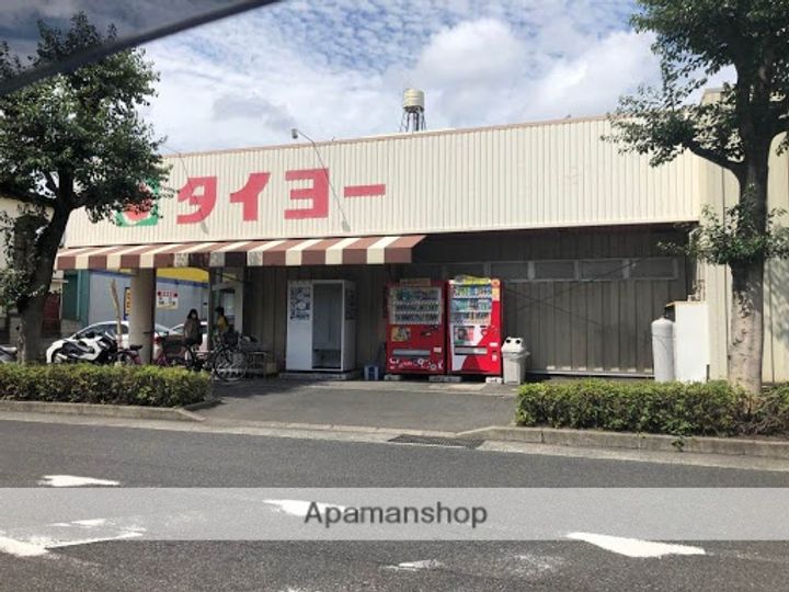 シャルマンⅡの周辺