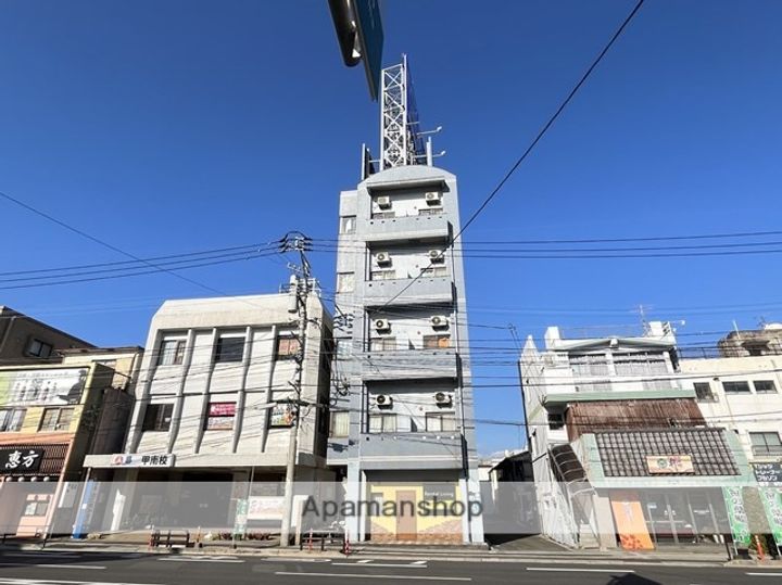 UEハウス六番館503の外観