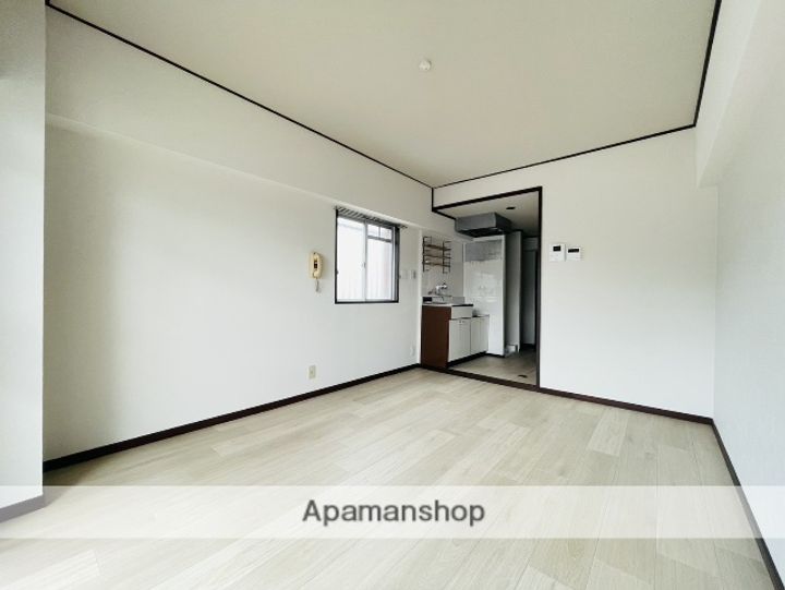 鹿児島県鹿児島市山之口町の賃貸マンション706の内装