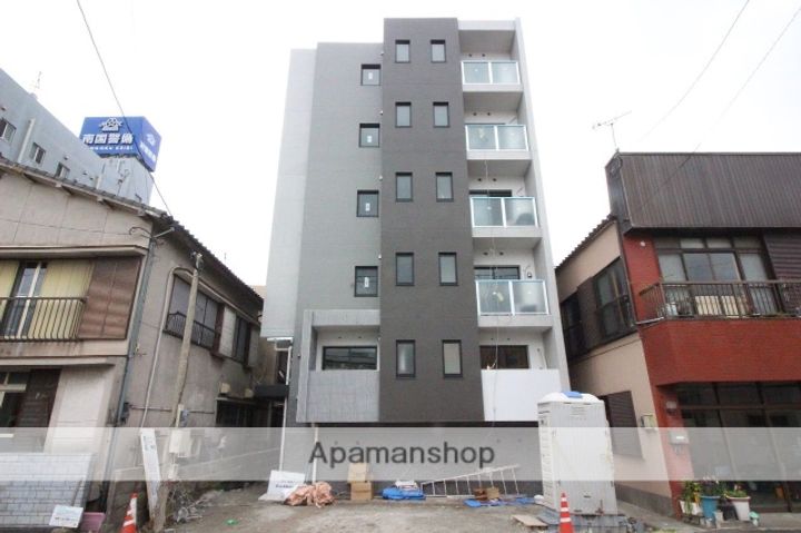 鹿児島県鹿児島市堀江町の賃貸マンションの外観