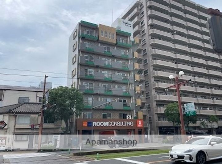 PRESIDENT荒田八幡の外観