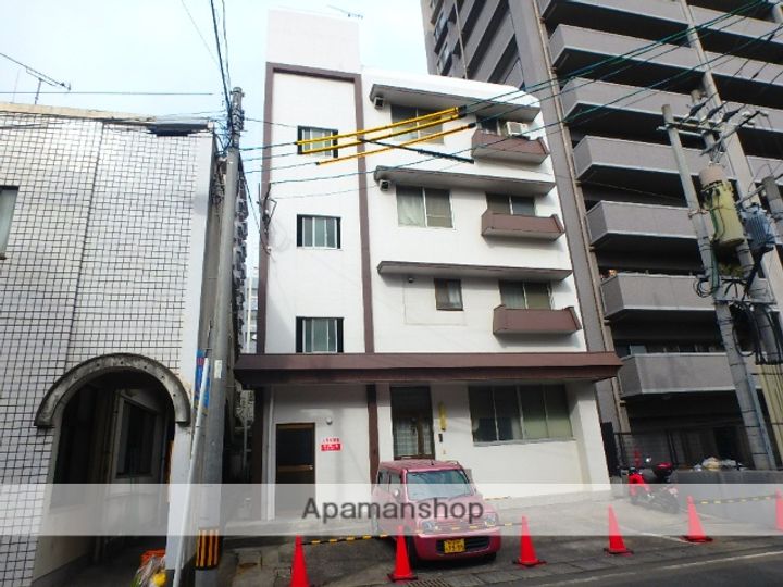 鎌田ビルの外観