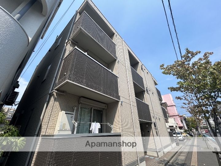 鹿児島県鹿児島市下荒田4丁目の賃貸アパートの外観