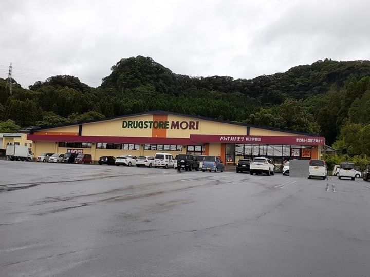 コモドエスパシオ1の周辺