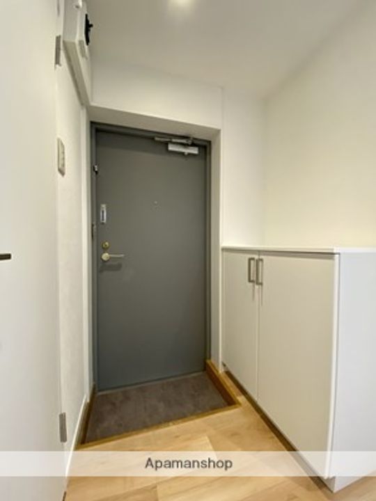 サンパティーク下荒田の玄関