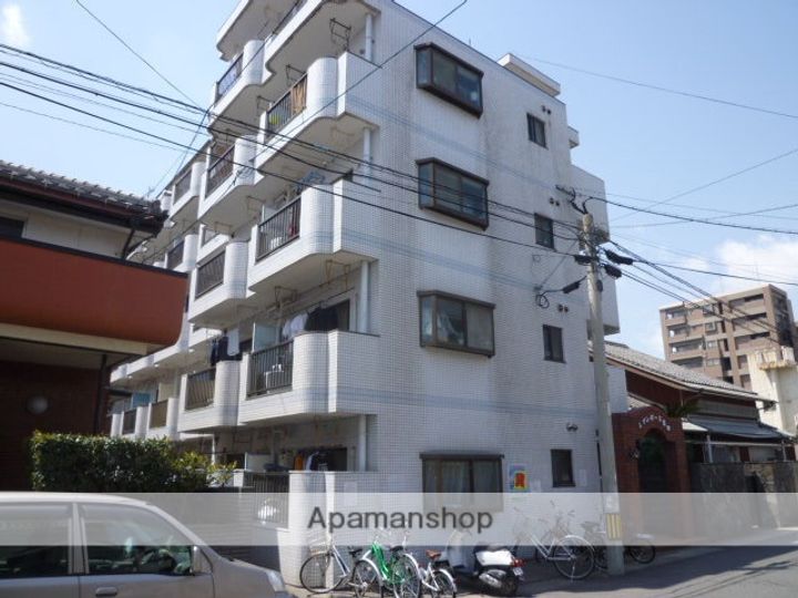 レインボー上荒田305の外観