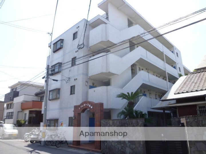 レインボー上荒田305の外観