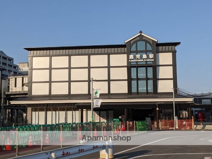 メゾン・ド・ボヌールの周辺