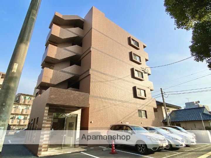 第16富山ビルの外観
