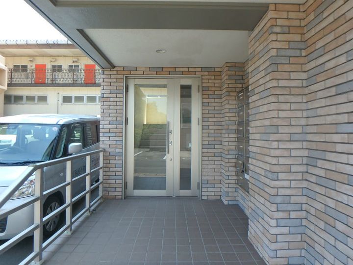 エレガント松元の外観