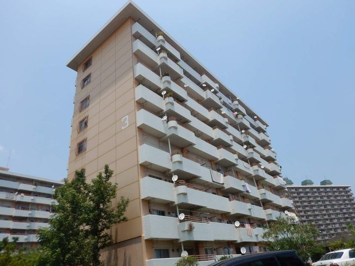 鴨池ハイム3号棟0404の外観