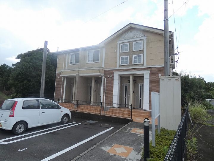レガシー赤松坂の外観