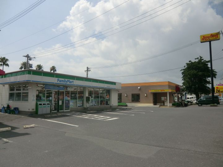 ファミール竹内Bの周辺