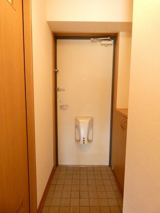 サンパレス福迫0302の玄関