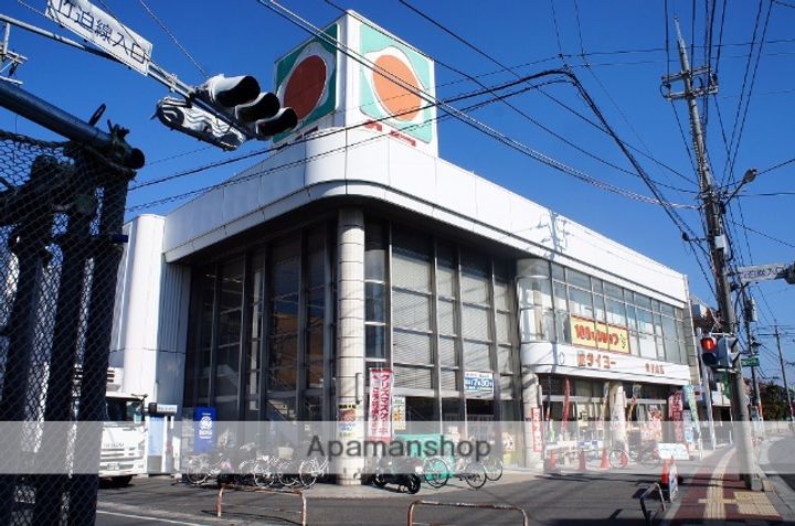 Y’S VILLAGEの周辺