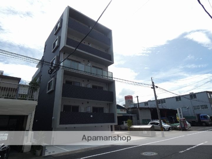 Y’SBLD XV405の外観