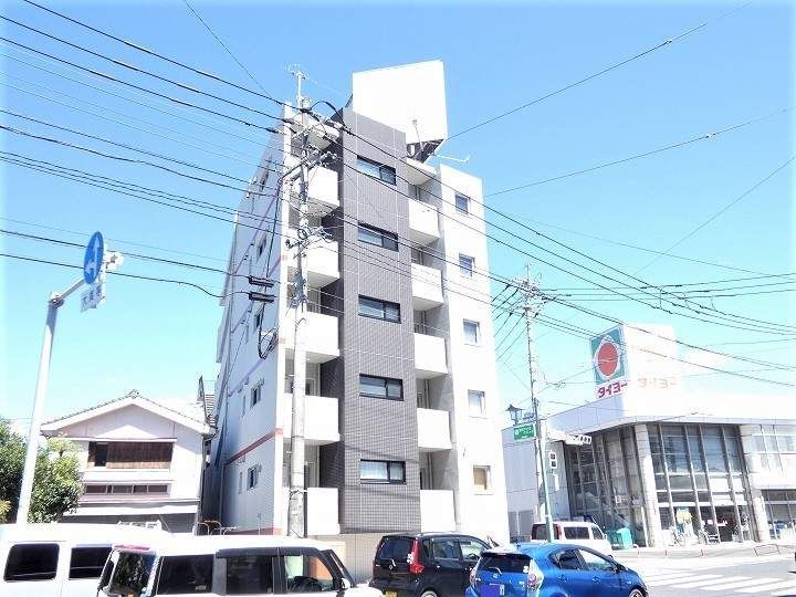 エクセルメゾン0102の外観