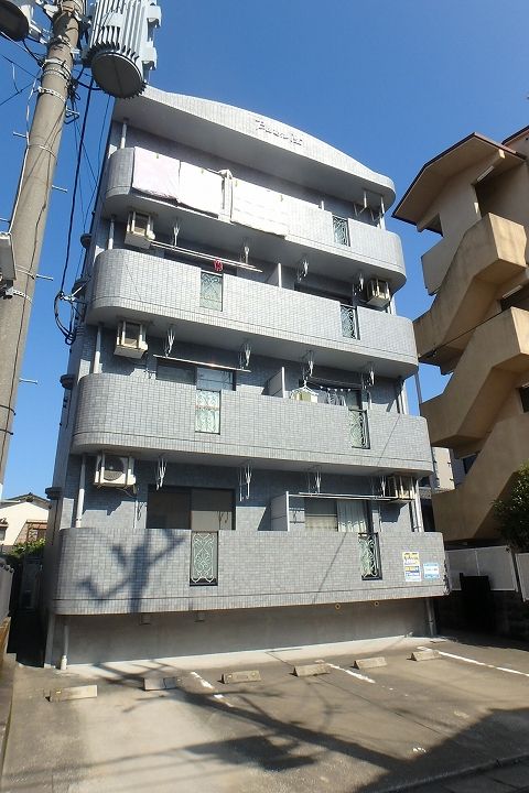 バロン隆0302の外観