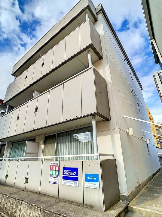 タウンハウス西田0101の外観